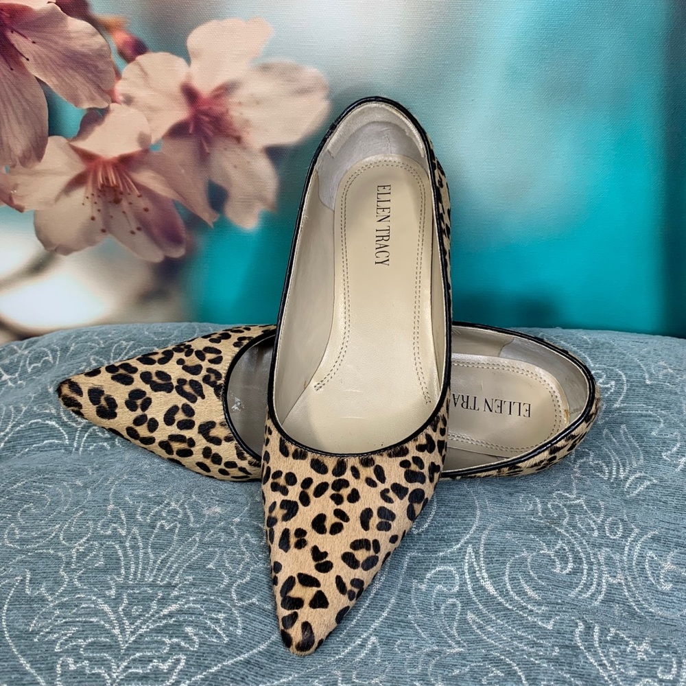 Ellen Tracy faux leopard print kitten heels